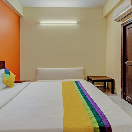 Itsy Hotels Royal Monarch Gorakhpur Exterior photo