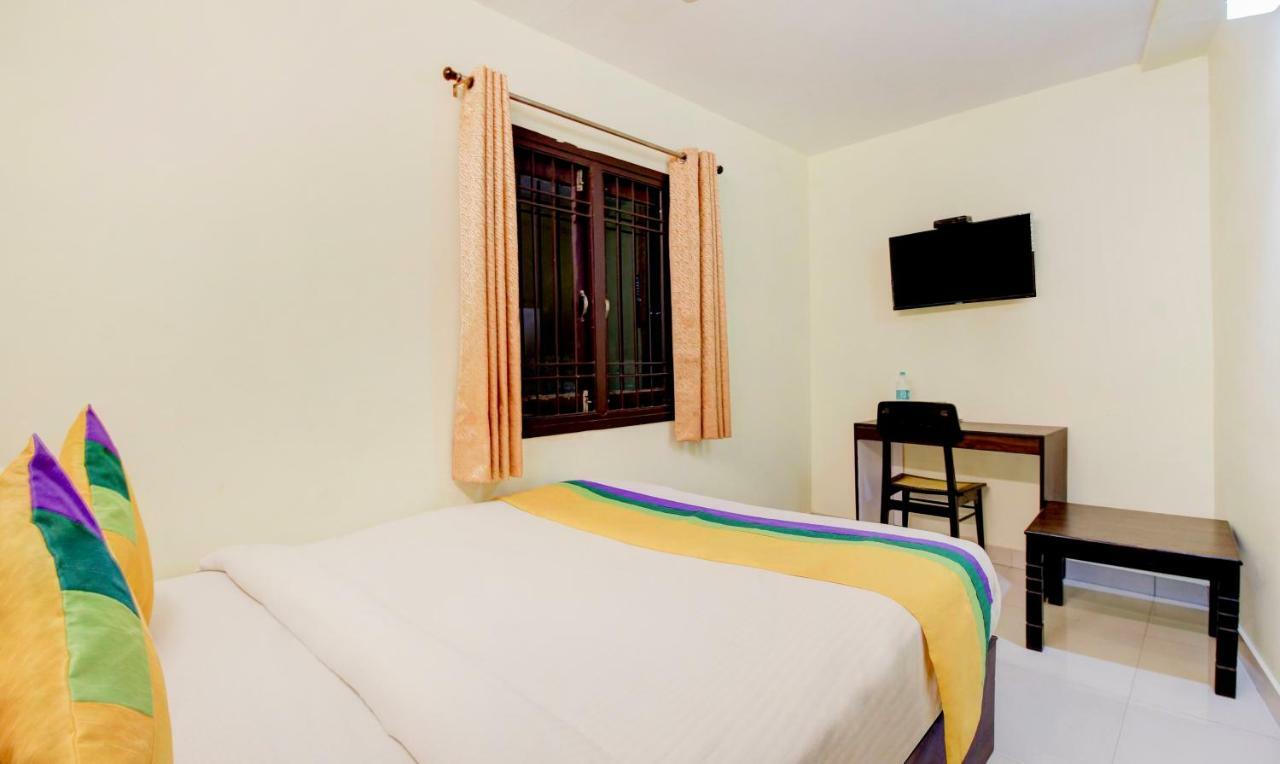 Itsy Hotels Royal Monarch Gorakhpur Exterior photo