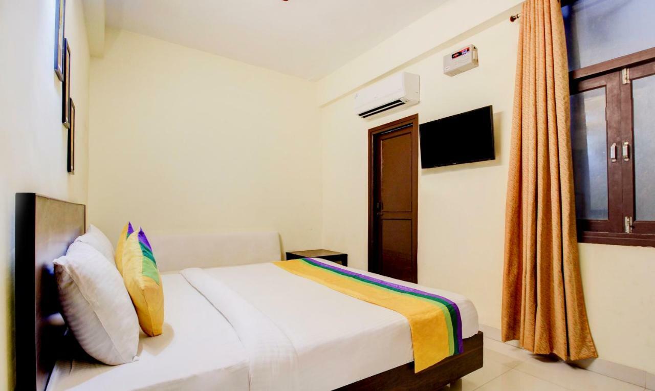 Itsy Hotels Royal Monarch Gorakhpur Exterior photo