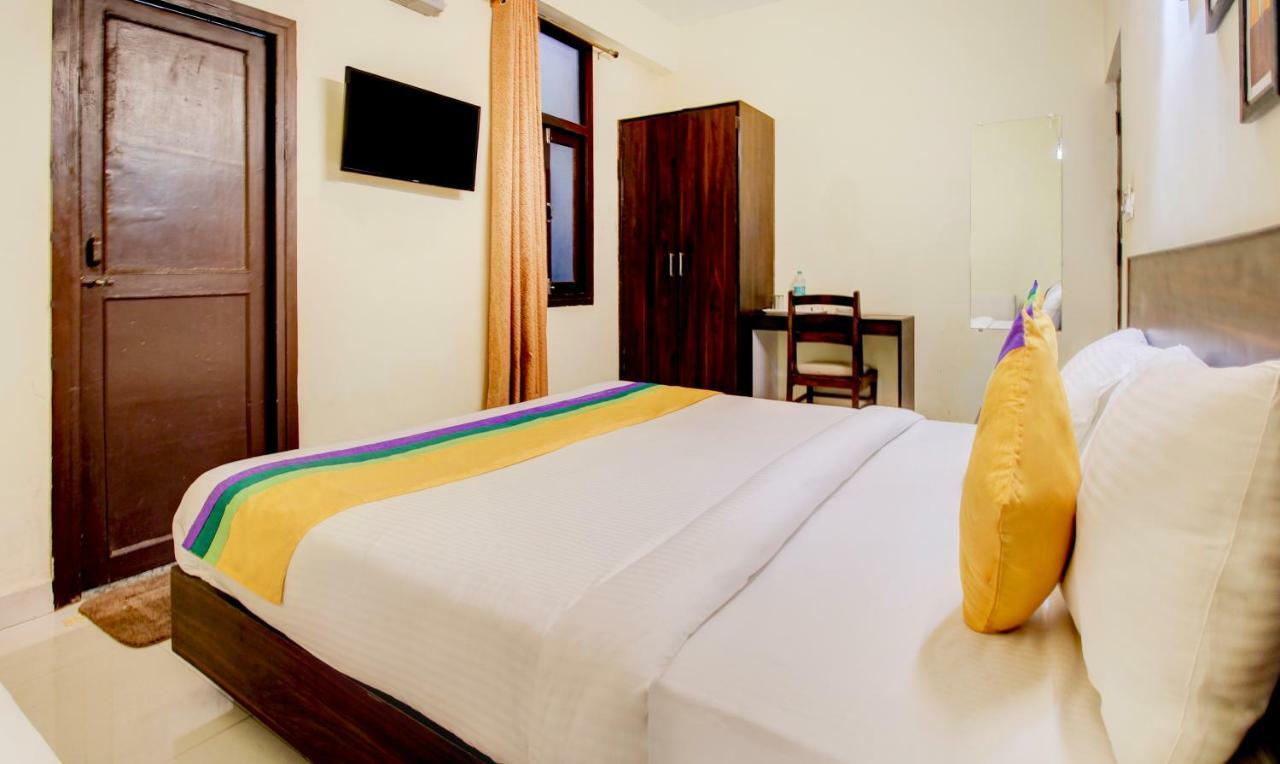 Itsy Hotels Royal Monarch Gorakhpur Exterior photo
