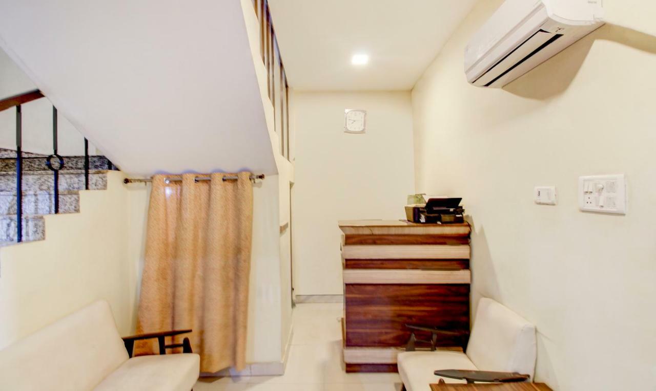 Itsy Hotels Royal Monarch Gorakhpur Exterior photo